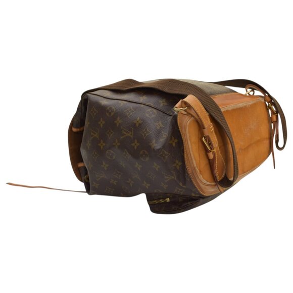 Louis Vuitton Monogram Montsouris Backpack in brown monogram canvas and natural - Picture 10 of 16